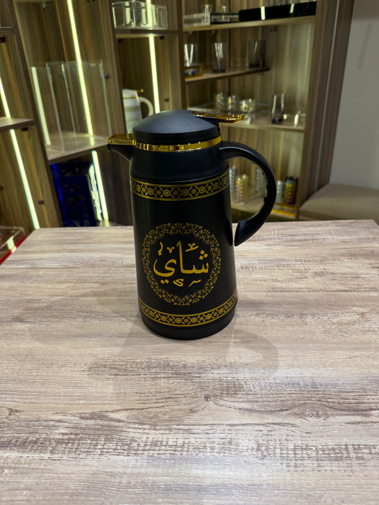 Black (شاى) water pot 1 Litre