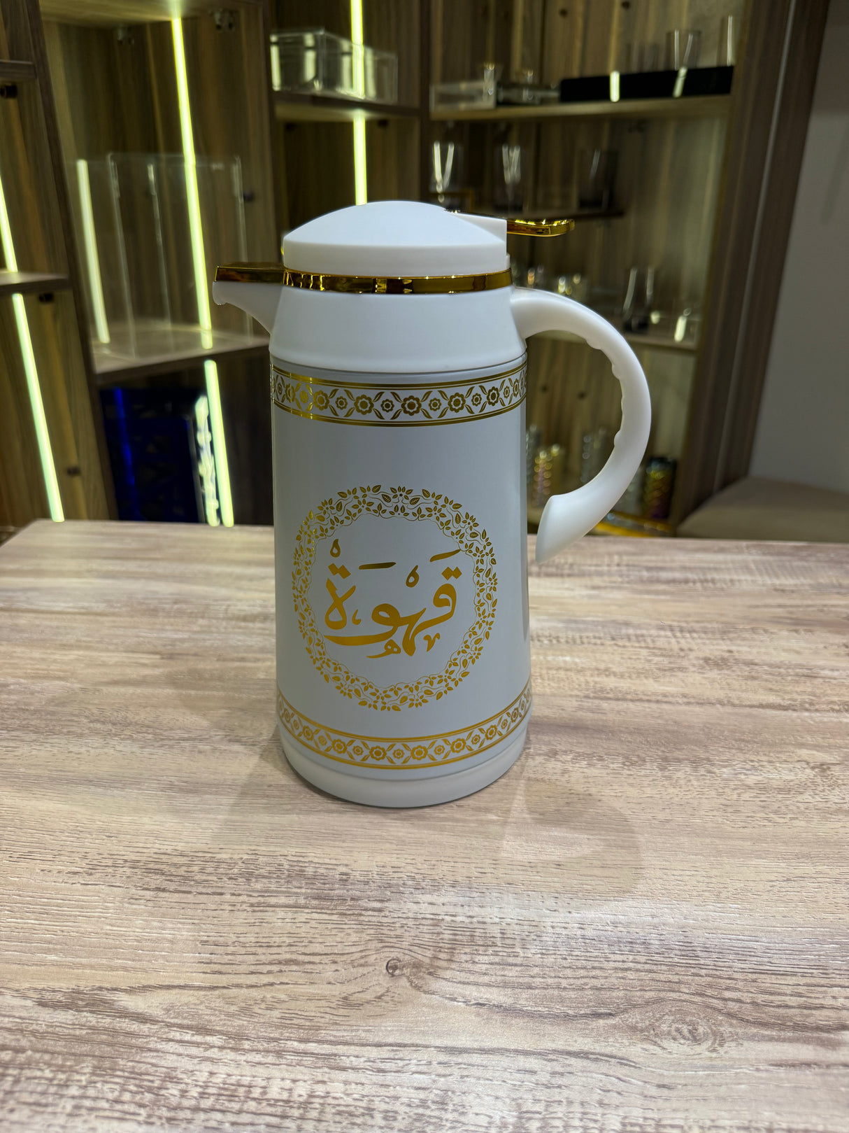 White (قهوه) water pot 1 Litre