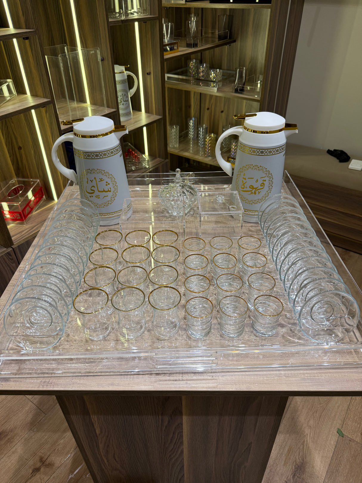 Large Tea Tray 2 Pots