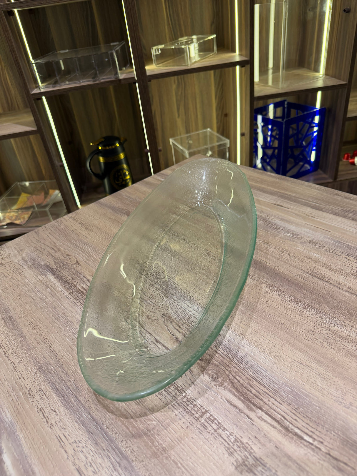 Glass serving plate(boat shape)