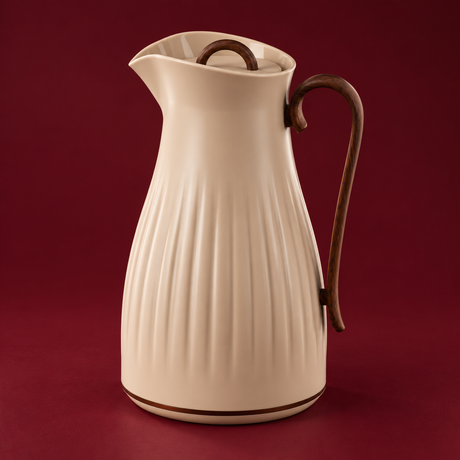 Beige water pot with wooden handle 1 litre