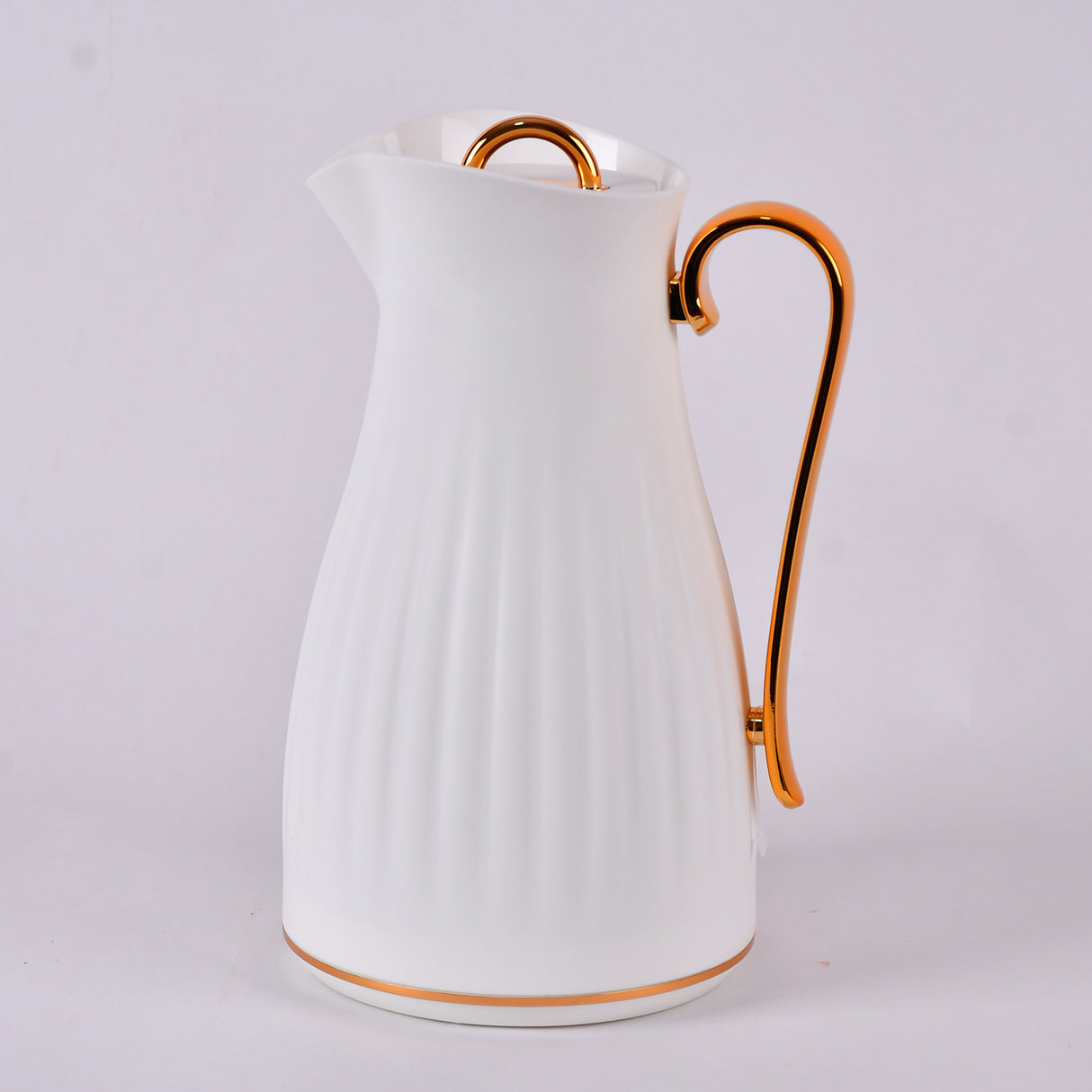 white water pot with gold handle 1 litre