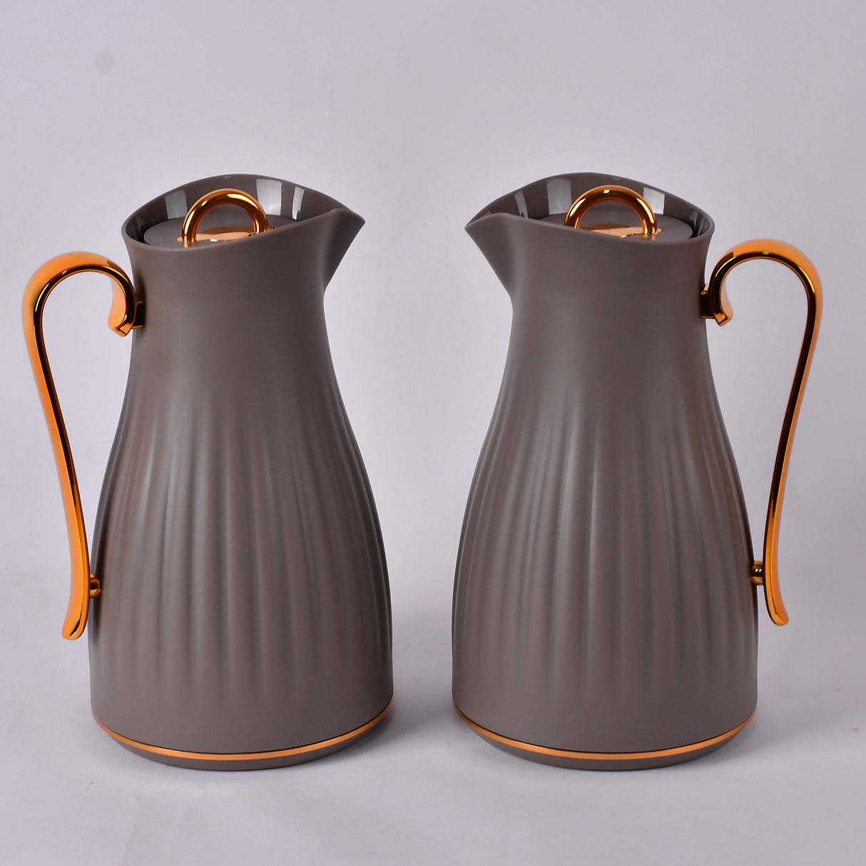 grey water pot with gold handle 1 litre