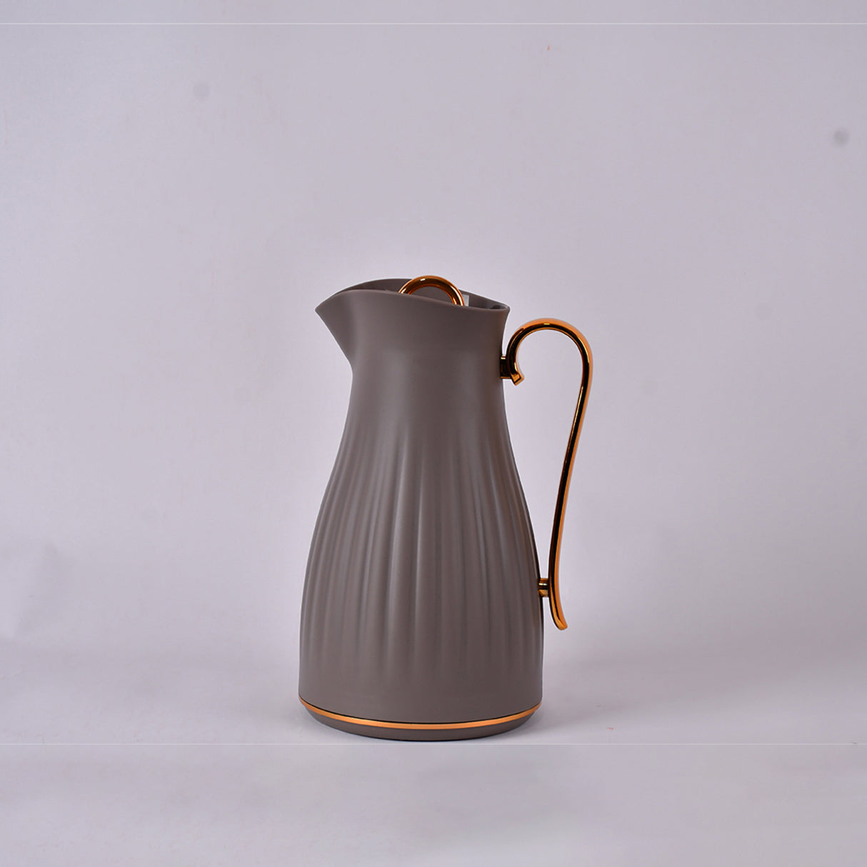 grey water pot with gold handle 1 litre